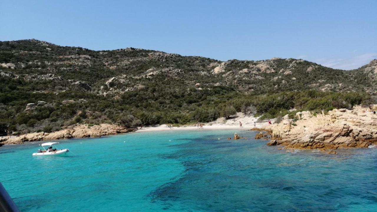 Relais Du Port Panzió Santa Teresa Gallura Kültér fotó